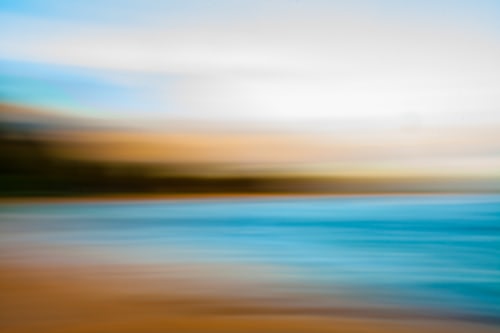 blurry-photo-of-beach-with-camera-moving-while-taking-picture